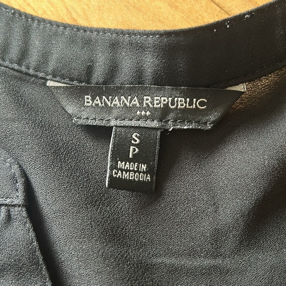 Banana Republic blouse. - Picture 2 of 2